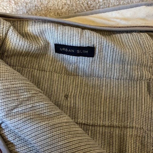 JCrew Broken In Urban Slim Chinos - Picture 3 of 6